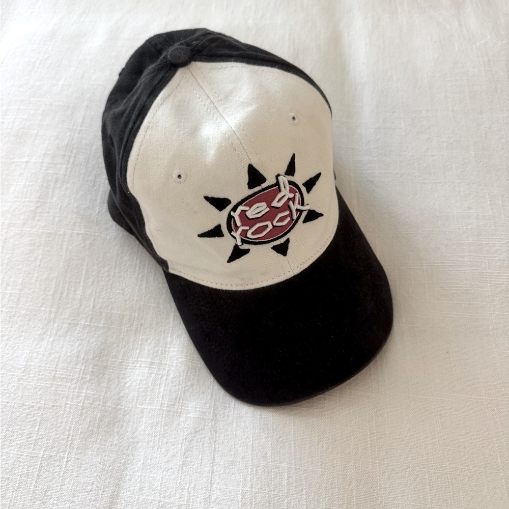 red rocks hat